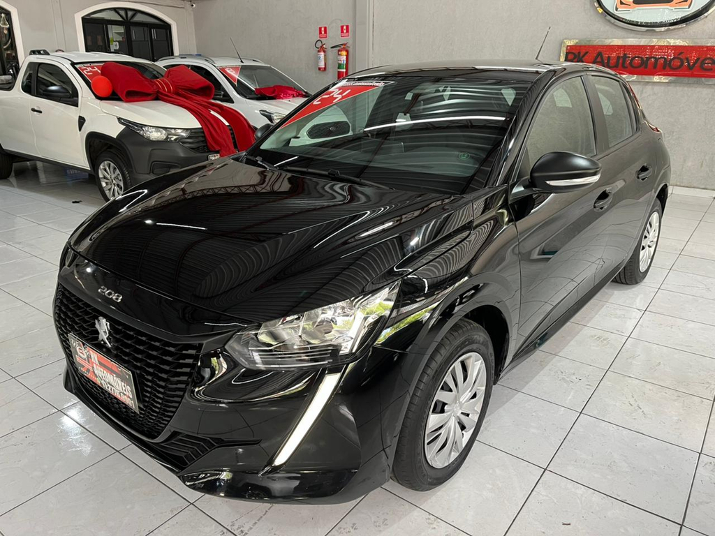 Peugeot 208 Preto