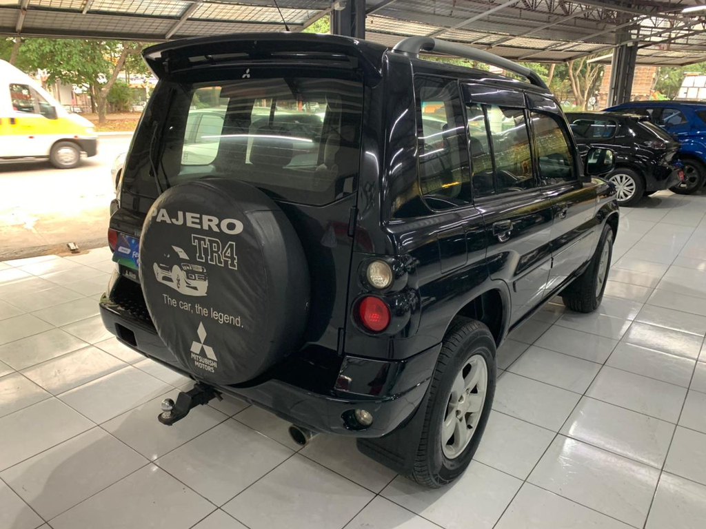 Mitsubishi Pajero TR4 Preto