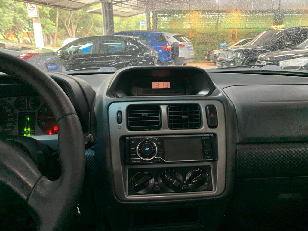 Mitsubishi Pajero TR4 Preto