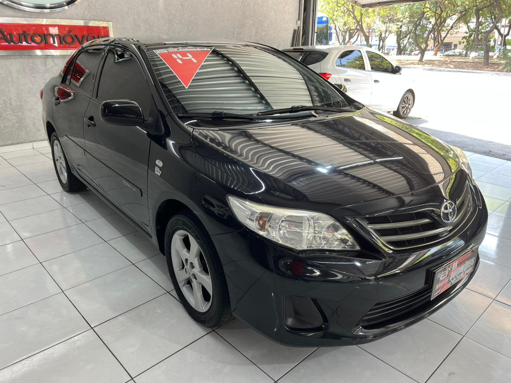 Toyota Corolla Preto