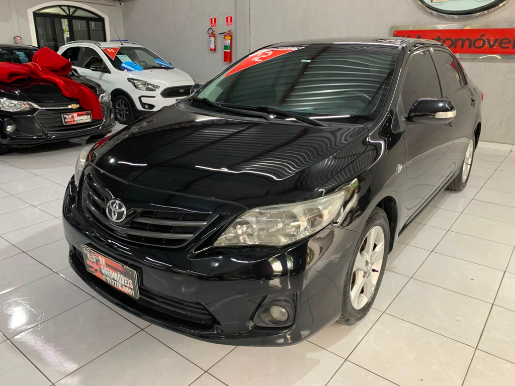 Toyota Corolla Preto