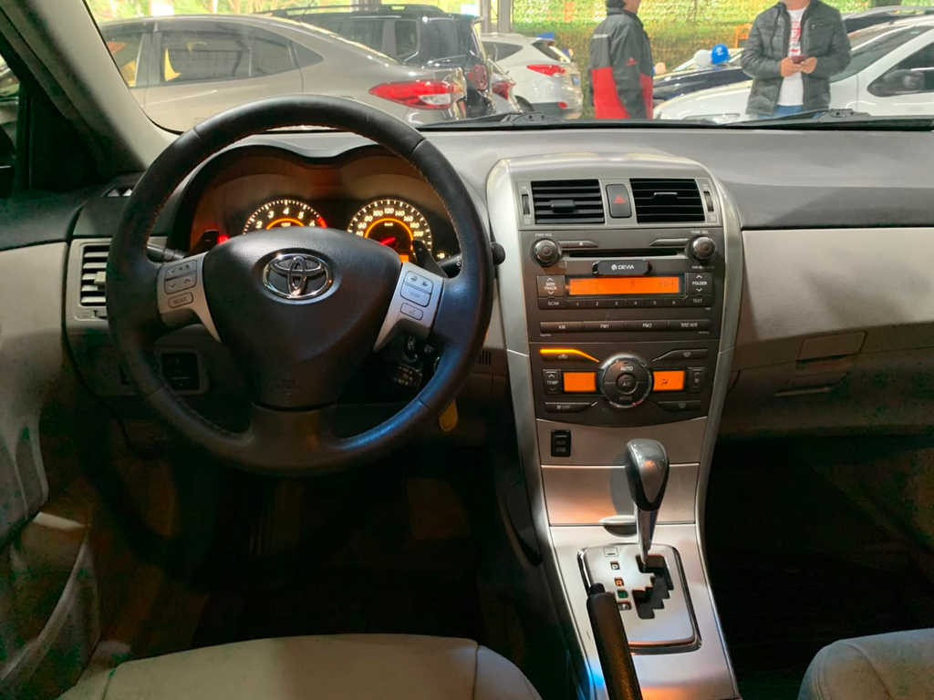 Toyota Corolla Preto