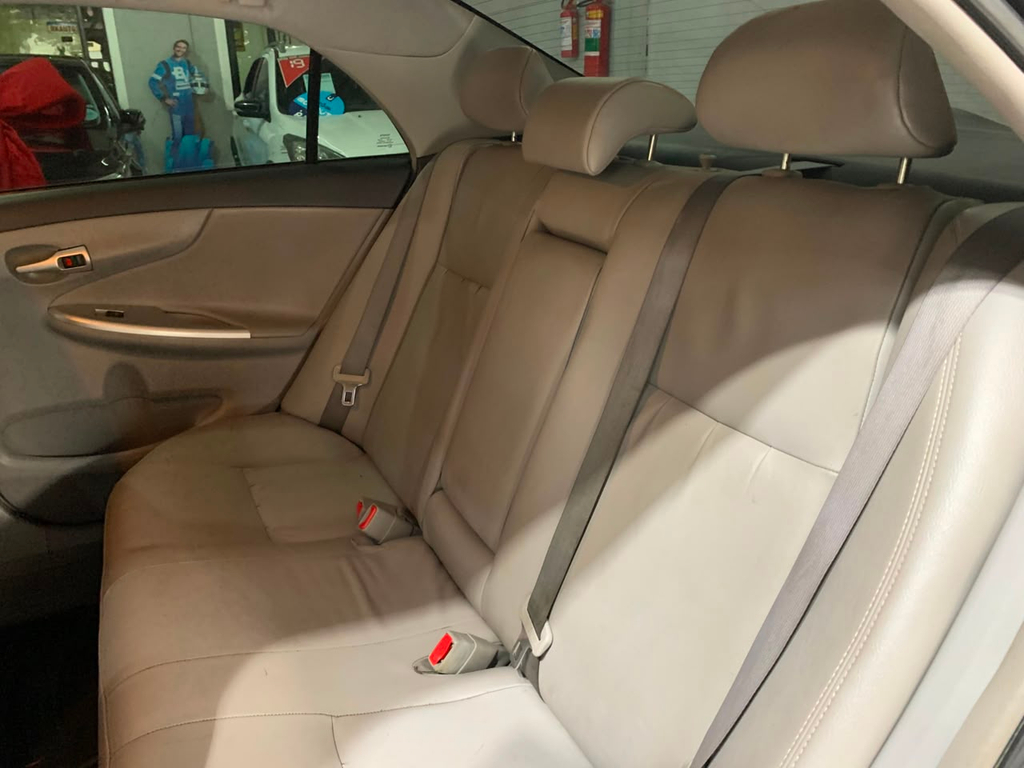 Toyota Corolla Preto