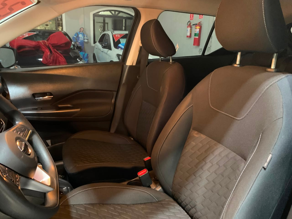 Nissan Kicks Preto