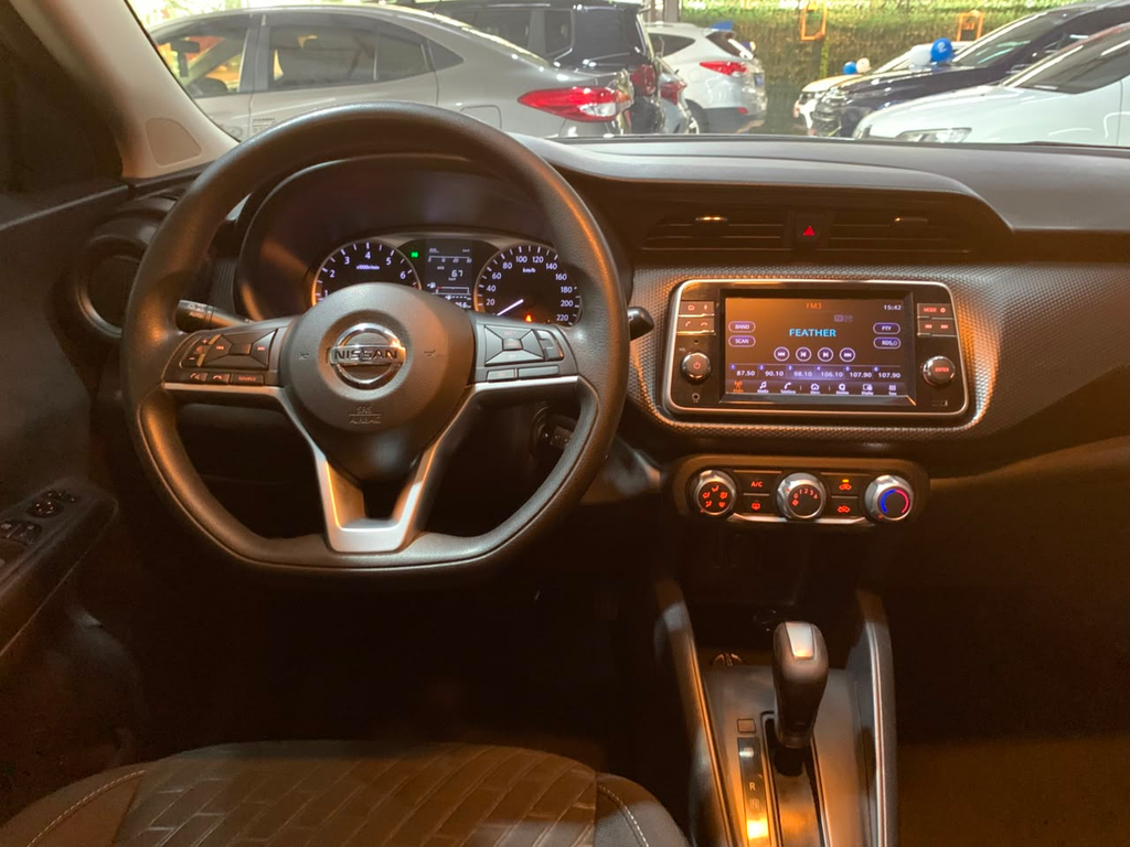 Nissan Kicks Preto