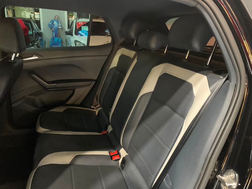 Volkswagen T-Cross Preto