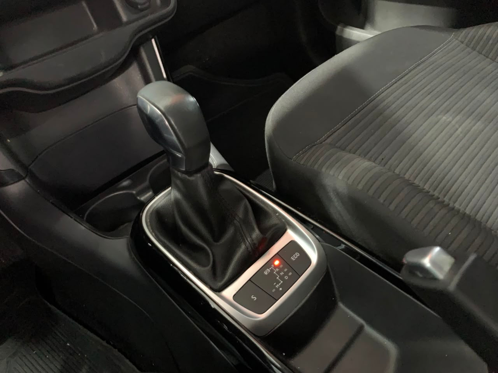 Citroen C4 Cactus Cinza
