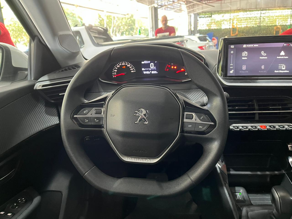 Peugeot 208 Branco