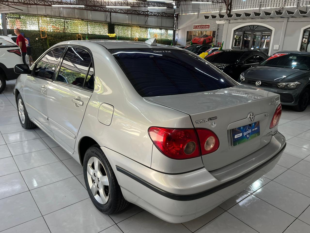 Toyota Corolla Prata