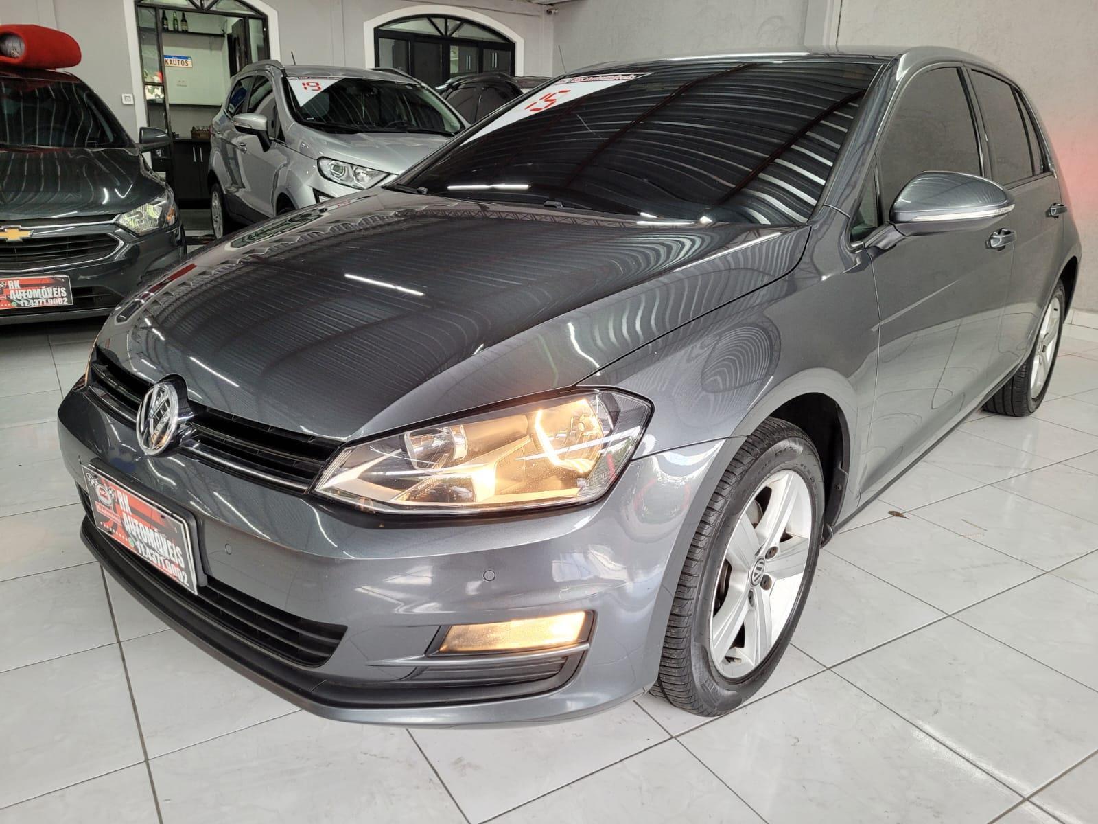 Volkswagen Golf Cinza