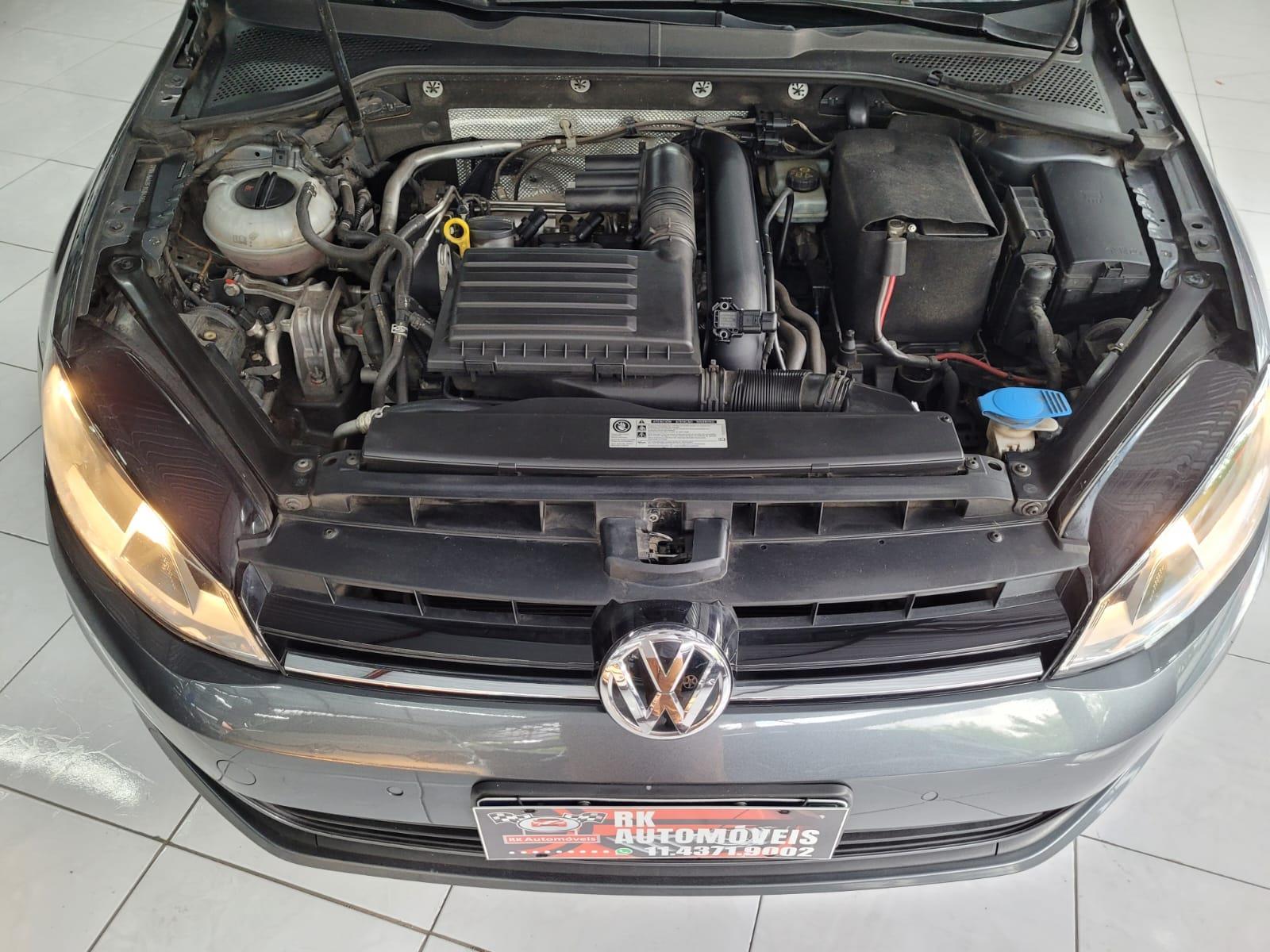 Volkswagen Golf Cinza