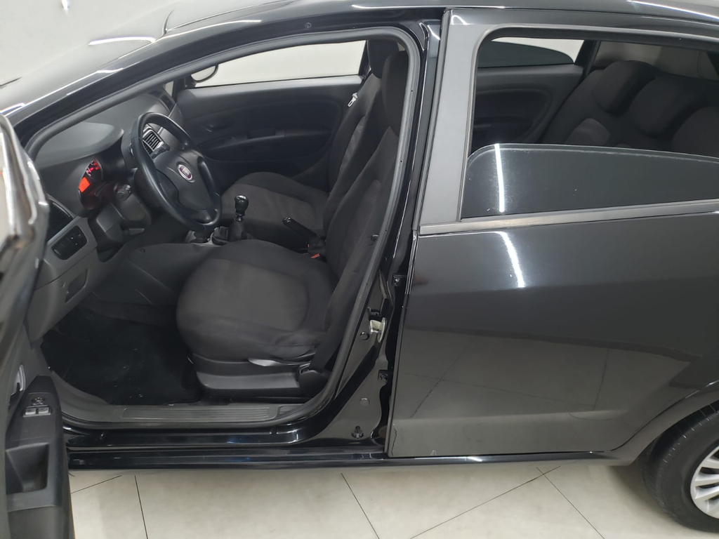 Fiat Punto Preto