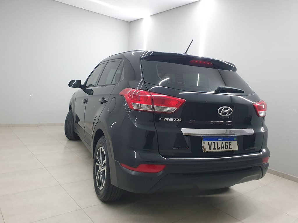 Hyundai Creta Preto