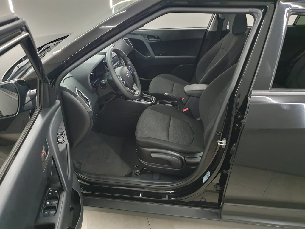 Hyundai Creta Preto