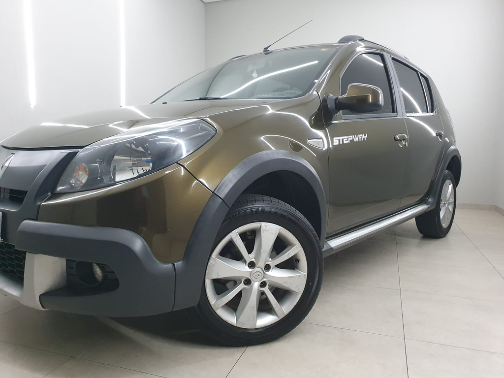 Renault Sandero Stepway Verde