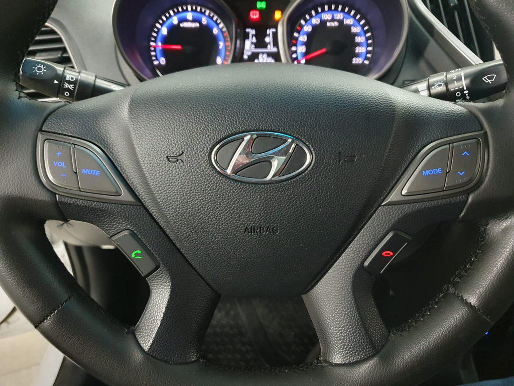 Hyundai HB20S Branco