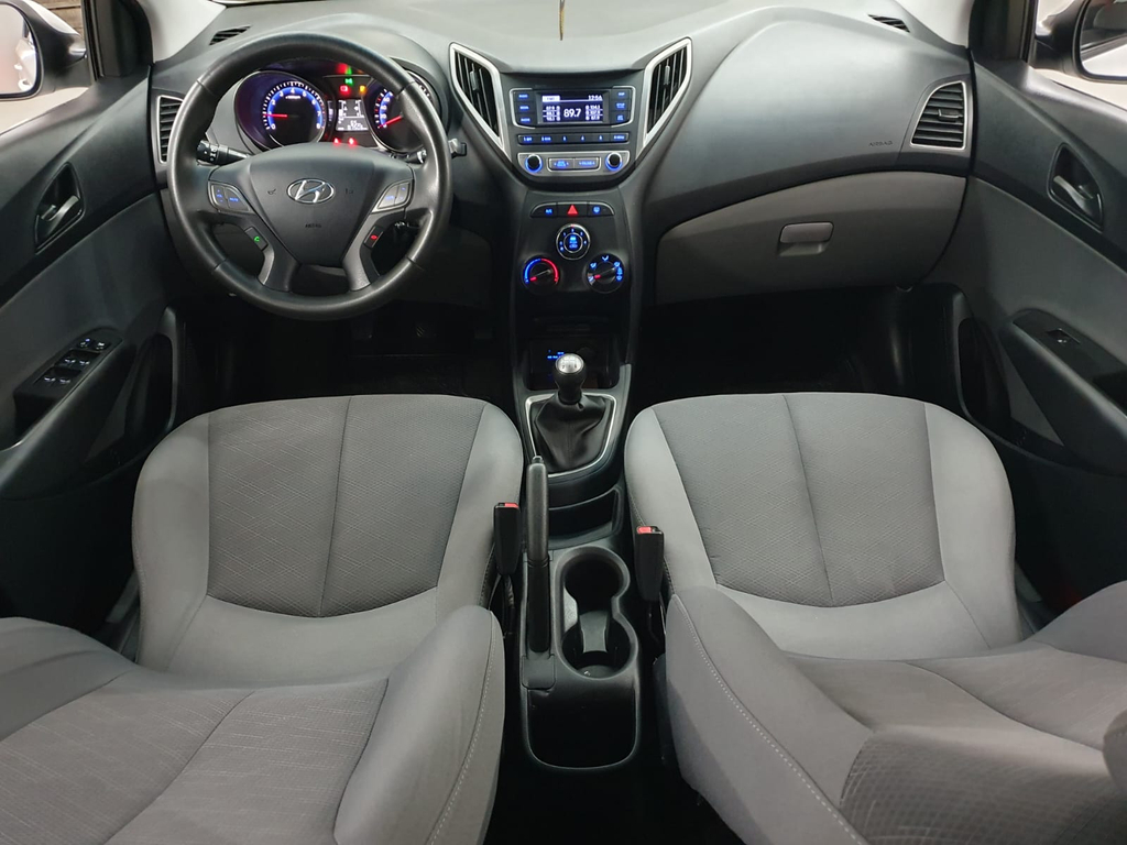 Hyundai HB20S Branco