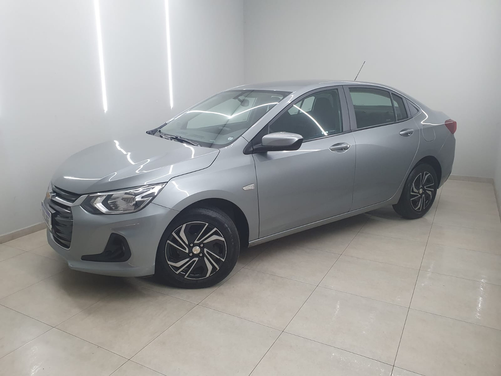 Chevrolet Onix Sedan Prata