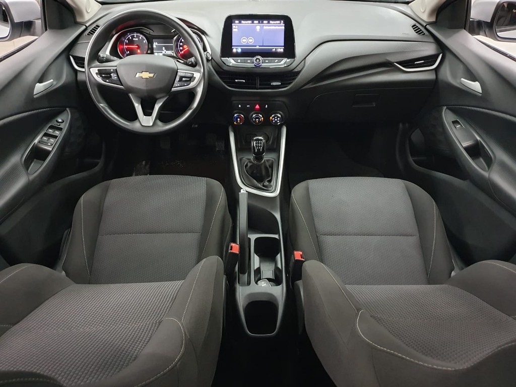 Chevrolet Onix Prata