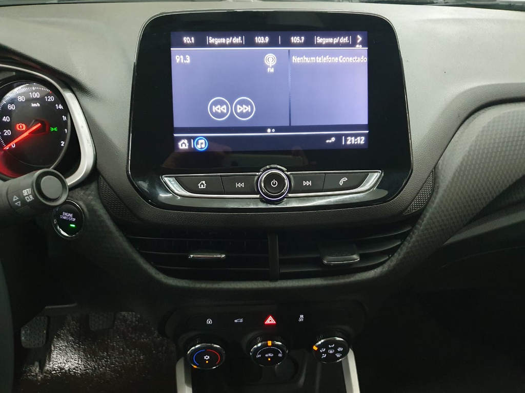 Chevrolet Onix Prata