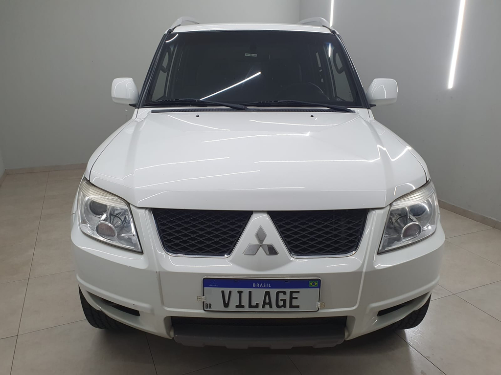 Mitsubishi Pajero TR4 Branco