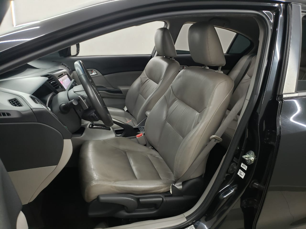 Honda Civic Preto