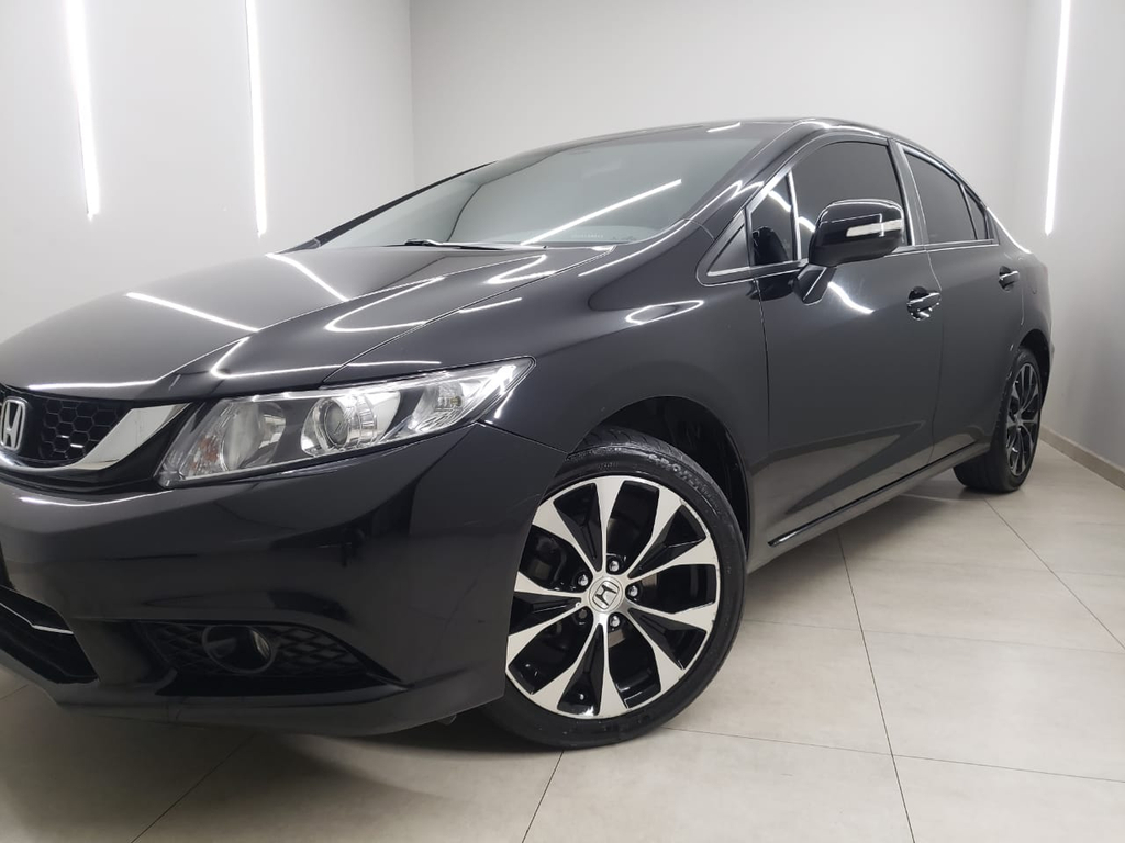 Honda Civic Preto