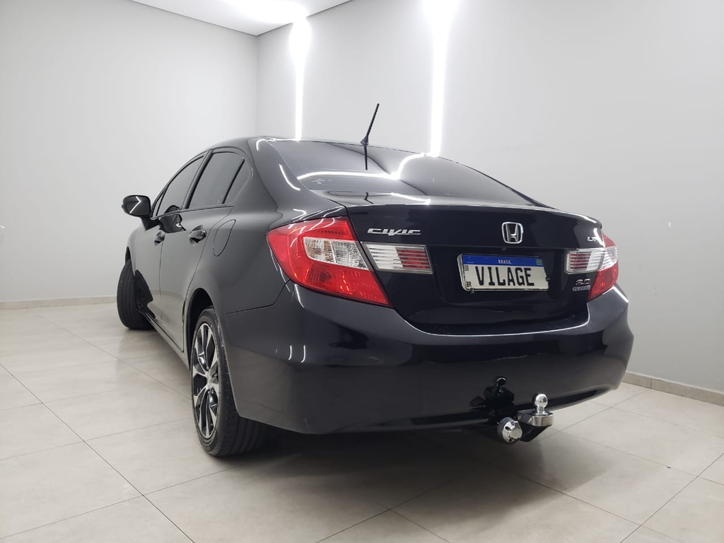 Honda Civic Preto