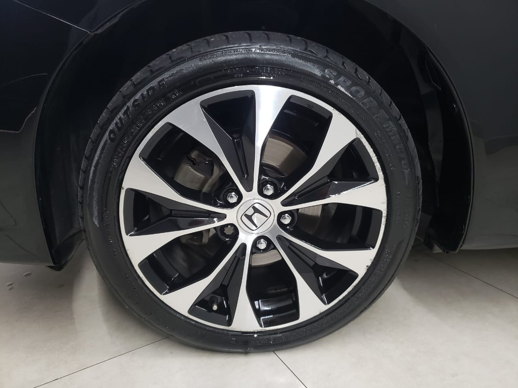 Honda Civic Preto