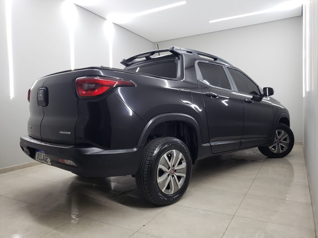 Fiat Toro Preto