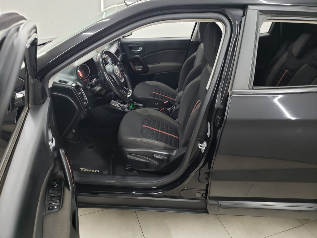 Fiat Toro Preto