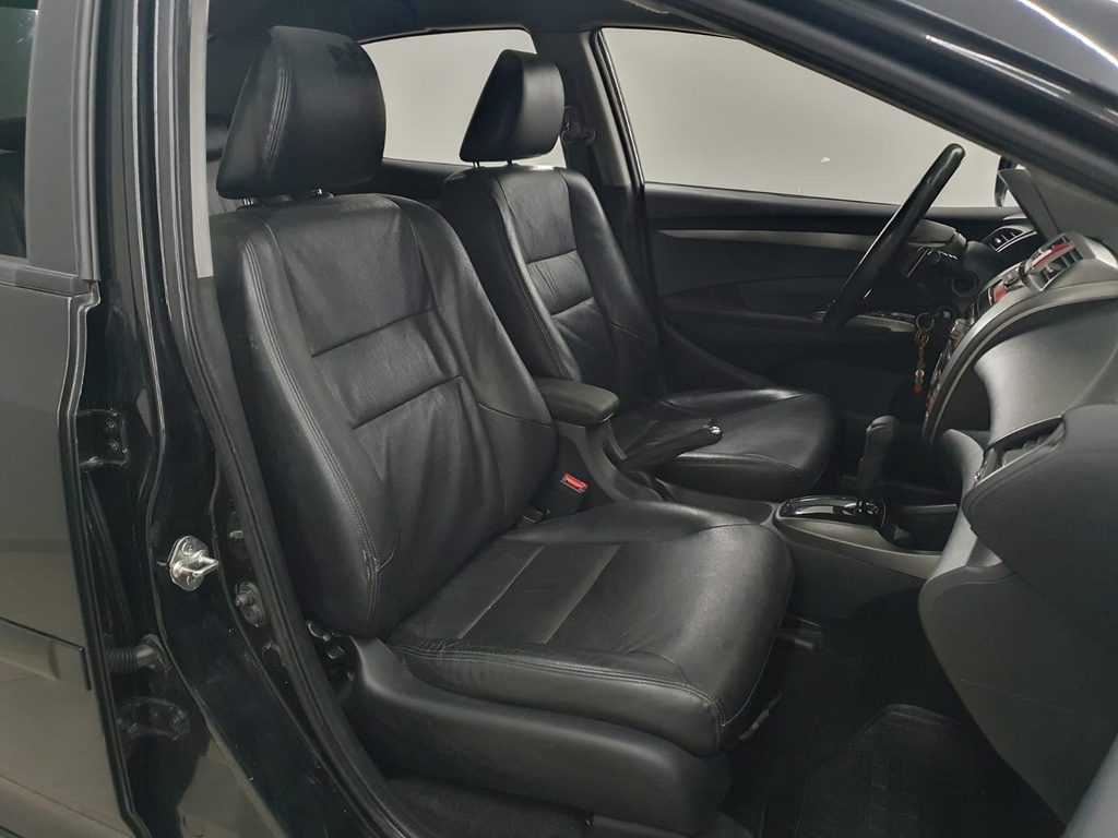 Honda City Preto