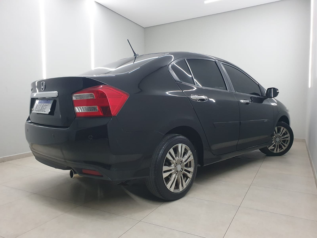 Honda City Preto