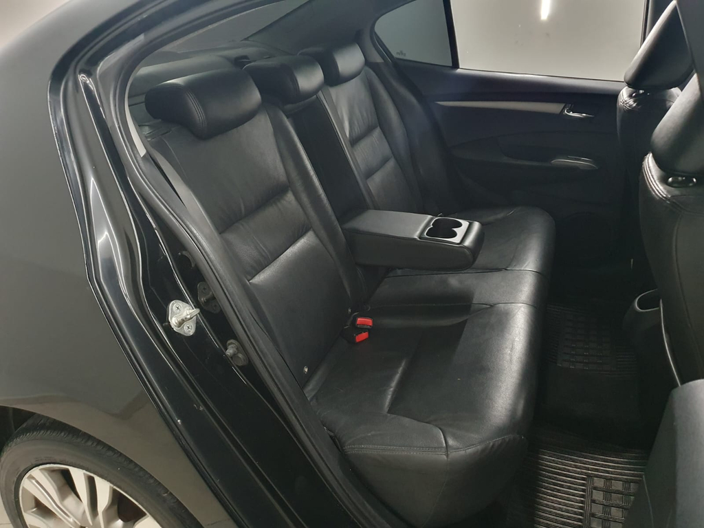Honda City Preto
