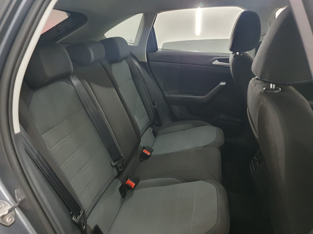 Volkswagen Nivus Cinza