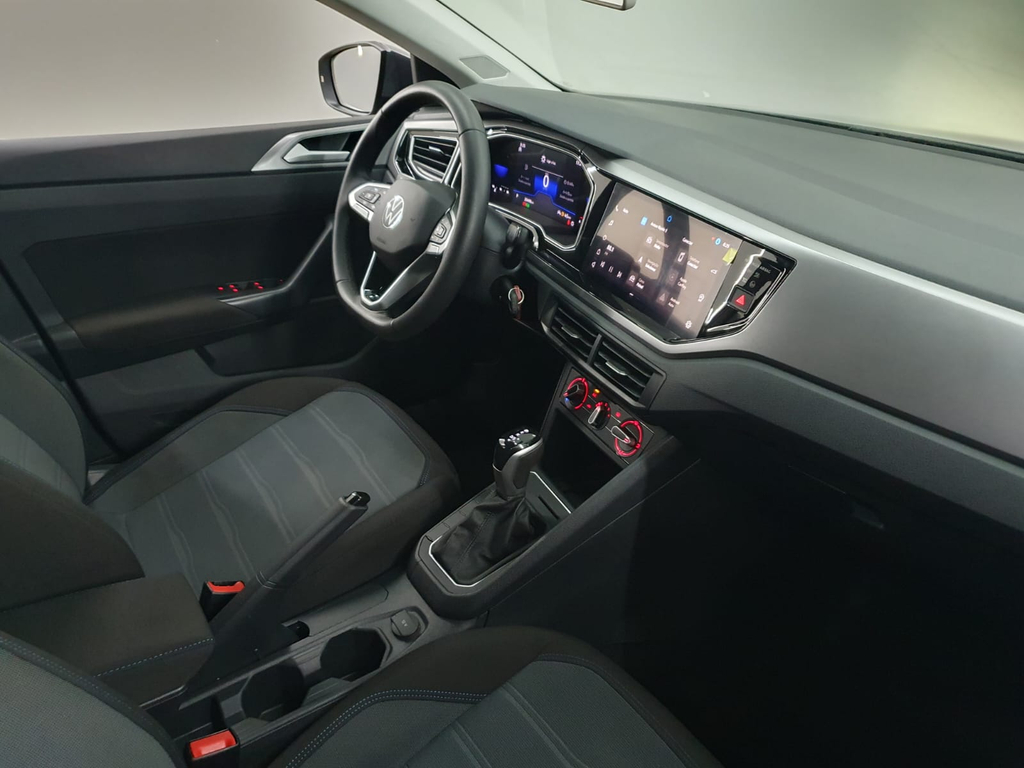 Volkswagen Nivus Cinza