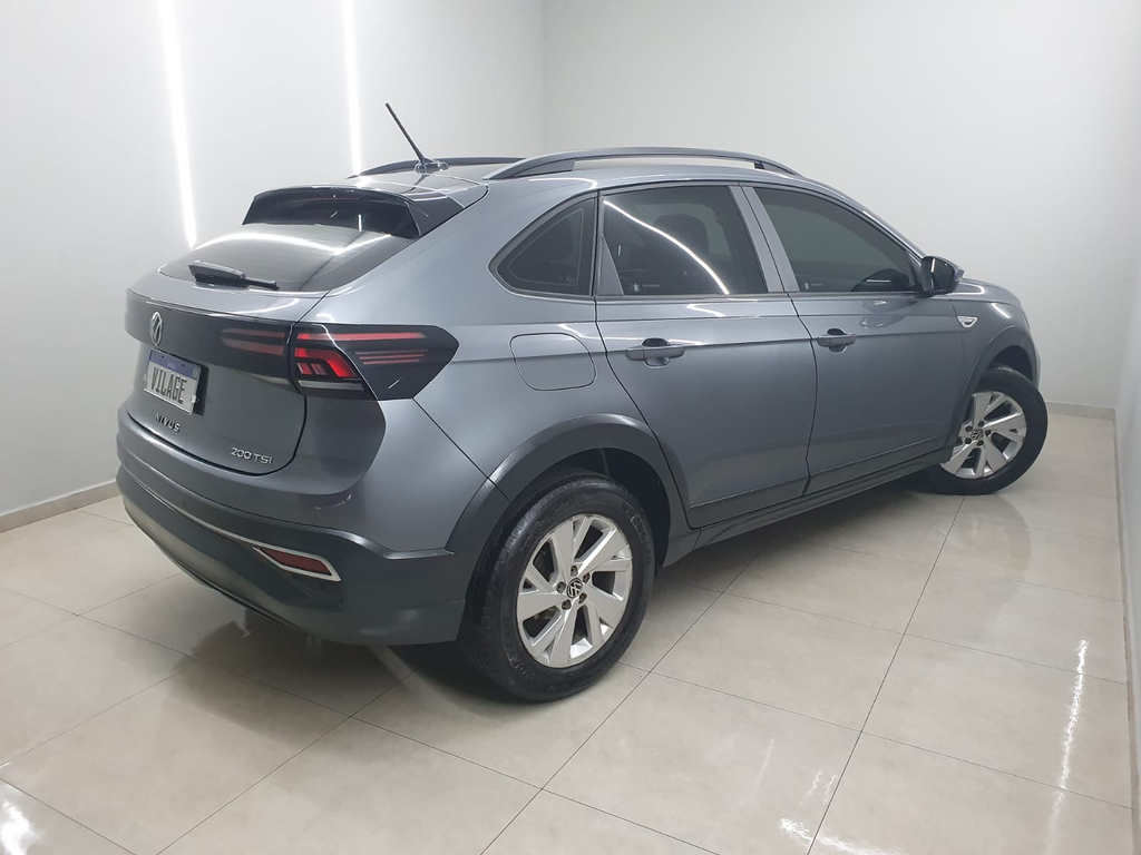 Volkswagen Nivus Cinza
