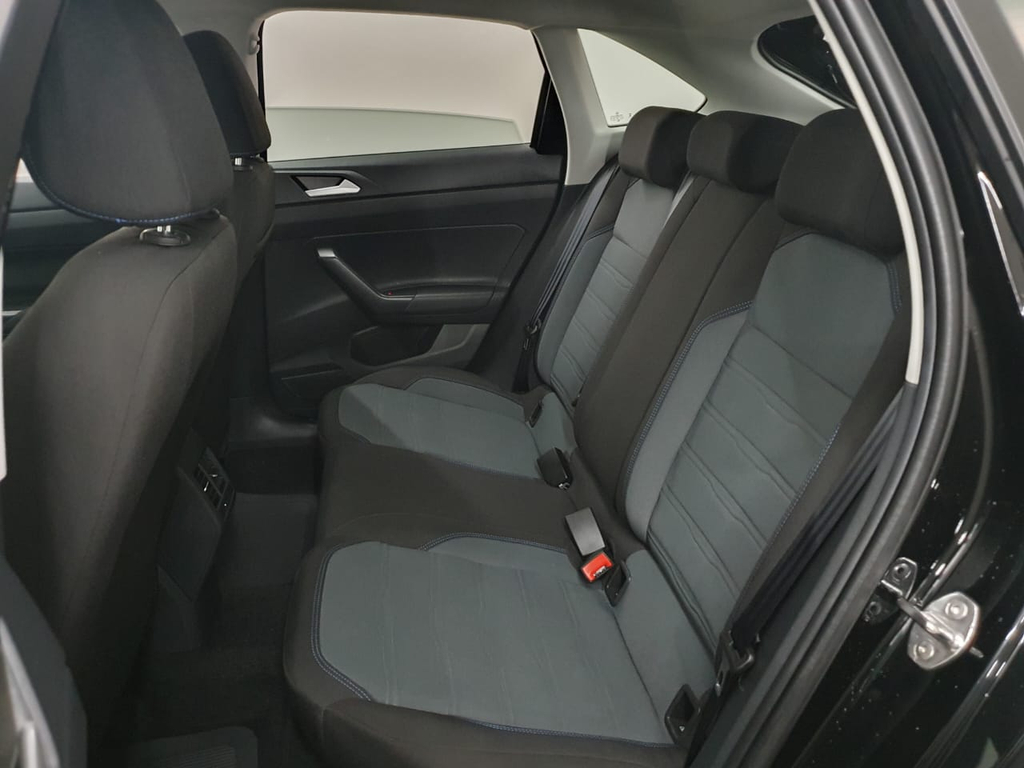 Volkswagen Nivus Preto