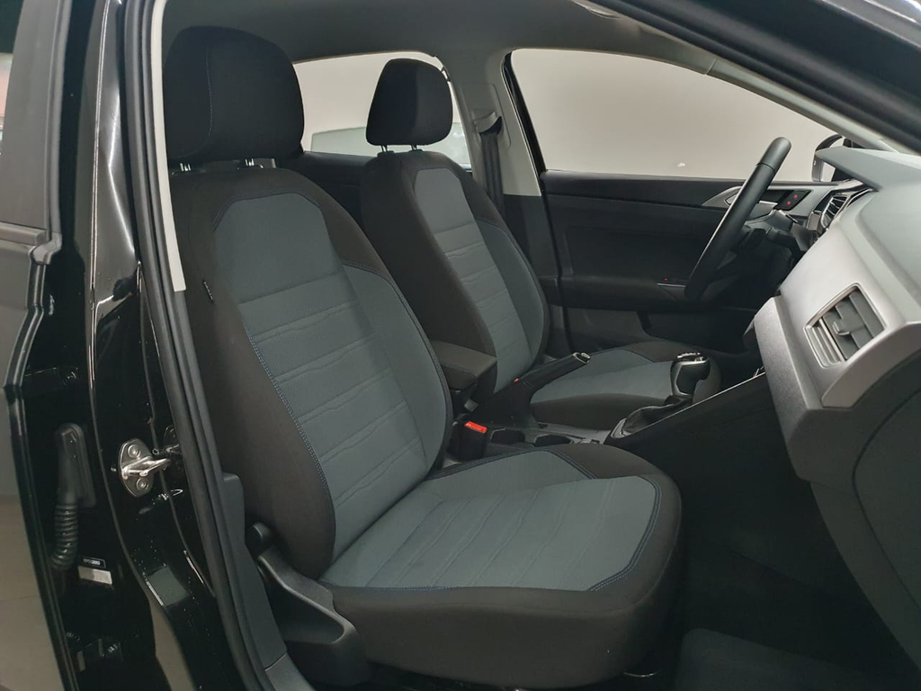 Volkswagen Nivus Preto