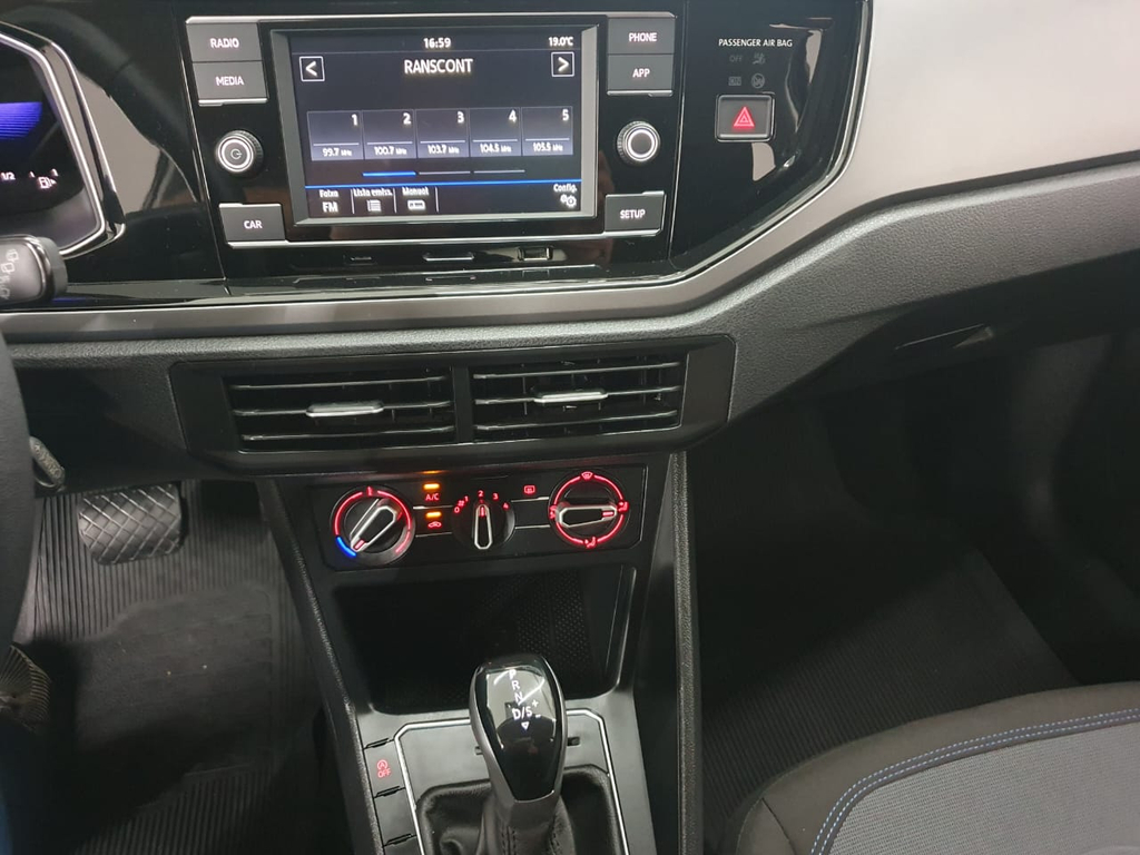 Volkswagen Nivus Preto