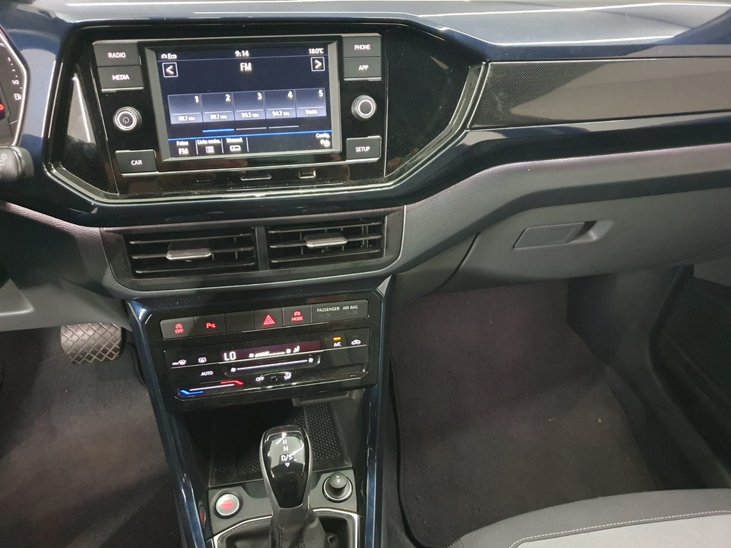 Volkswagen T-Cross Preto