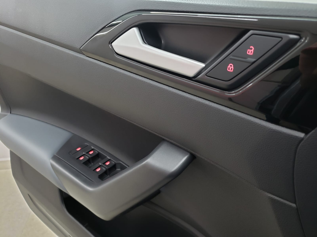 Volkswagen Nivus Cinza