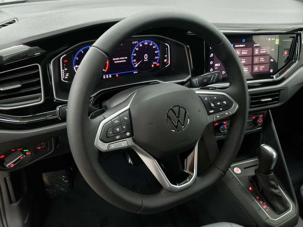 Volkswagen Nivus Cinza