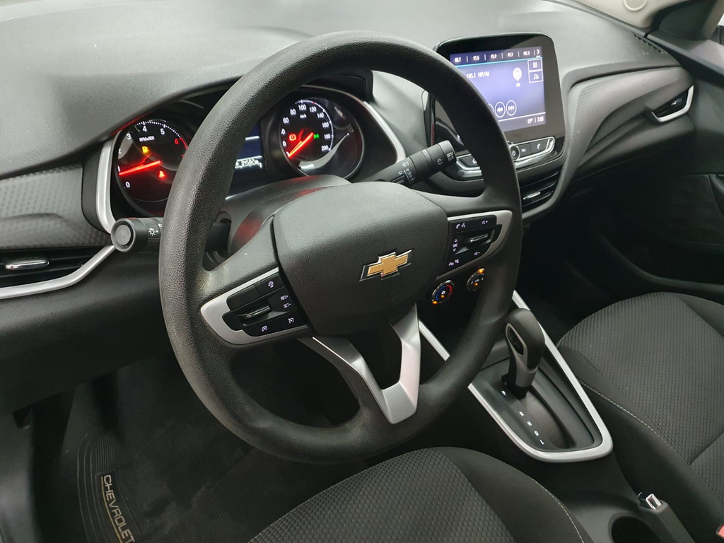 Chevrolet Onix Sedan Branco