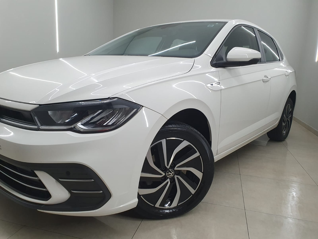 Volkswagen Polo Branco