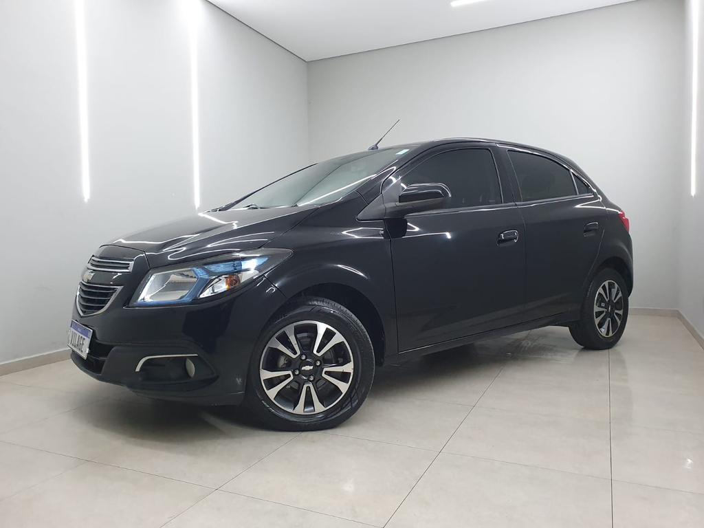 Chevrolet Onix Preto