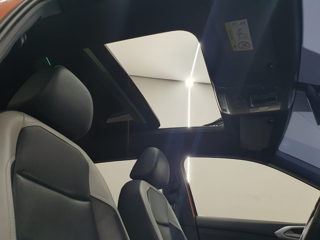 Volkswagen T-Cross Laranja