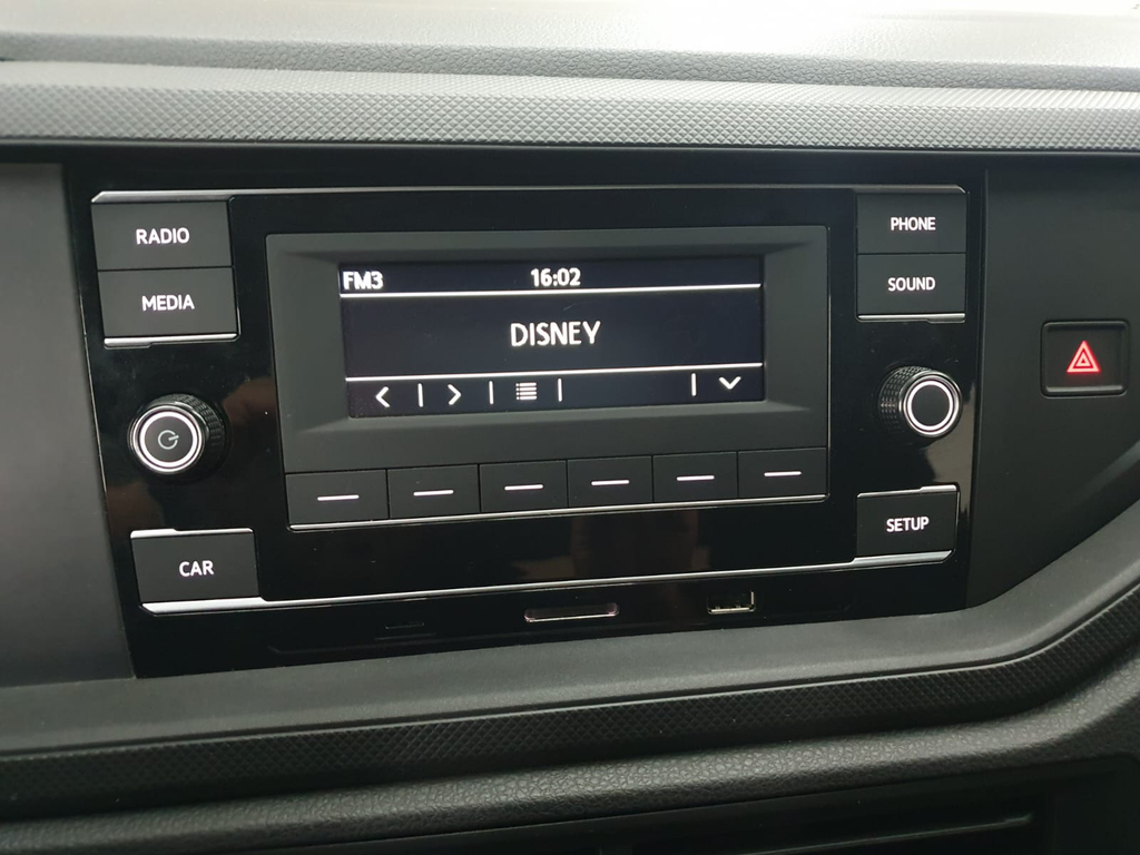 Volkswagen Polo Preto