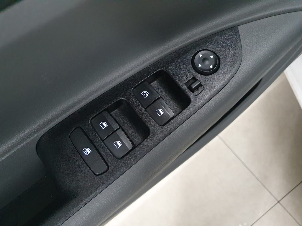 Hyundai HB20S Branco