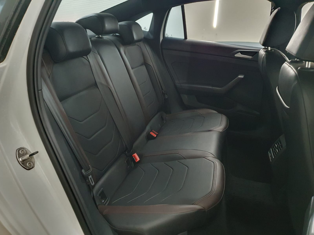 Volkswagen Virtus Branco